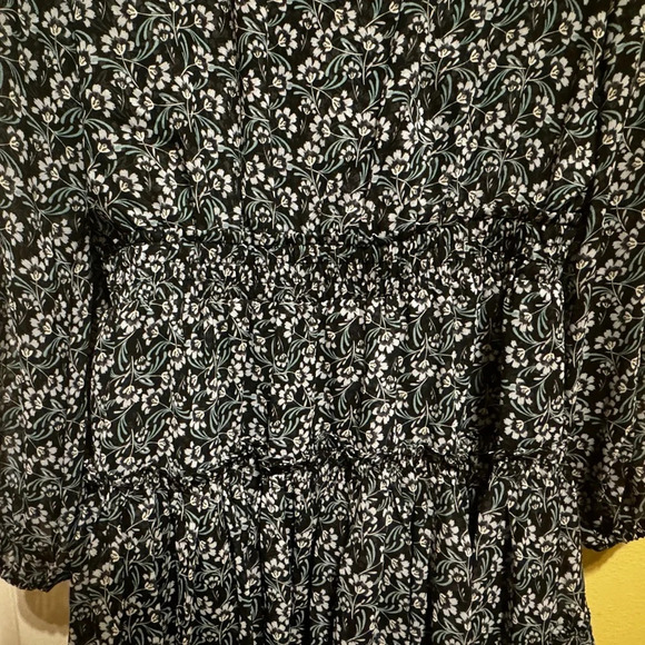 MISA Los Angeles Black Floral Mini Dress Split Neck Blouson Tiered Ruffle Sz M - Picture 11 of 14